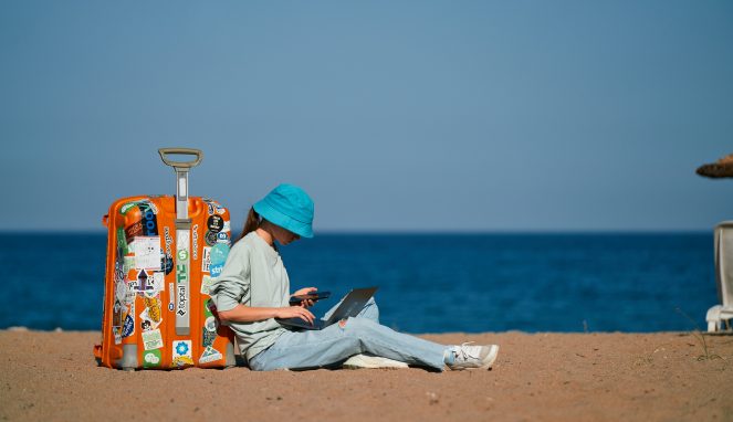 ilustrasi digital nomad