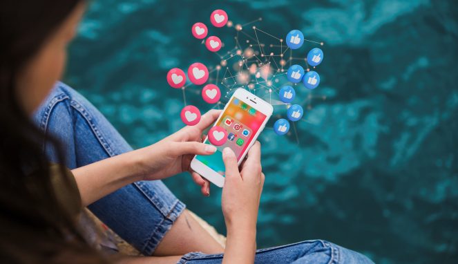 ilustrasi Cara membangun personal branding berani posting untuk tingkatkan visibilitas