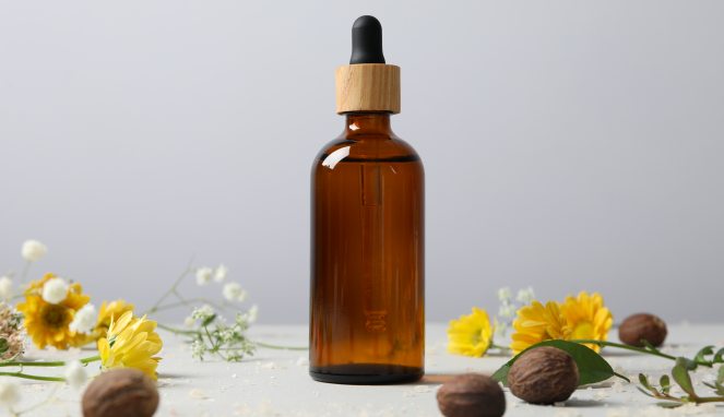 ilustrasi Sejarah Minyak Gosok Tawon