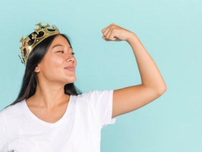 ilustrasi wanita kuat