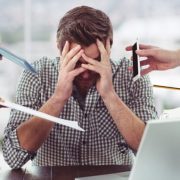 ilustrasi overstimulated artinya